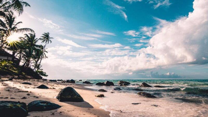 beach-clouds-daytime-994605